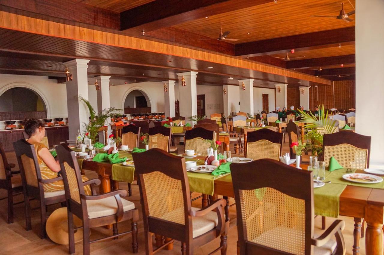 Ayursoma Ayurveda Royal Retreat Hotel Kovalam Bagian luar foto