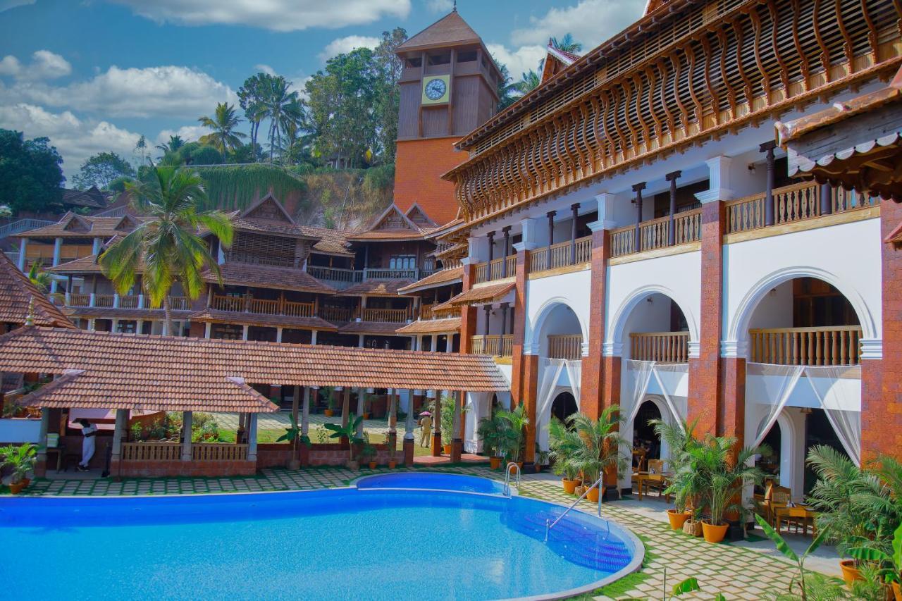 Ayursoma Ayurveda Royal Retreat Hotel Kovalam Bagian luar foto