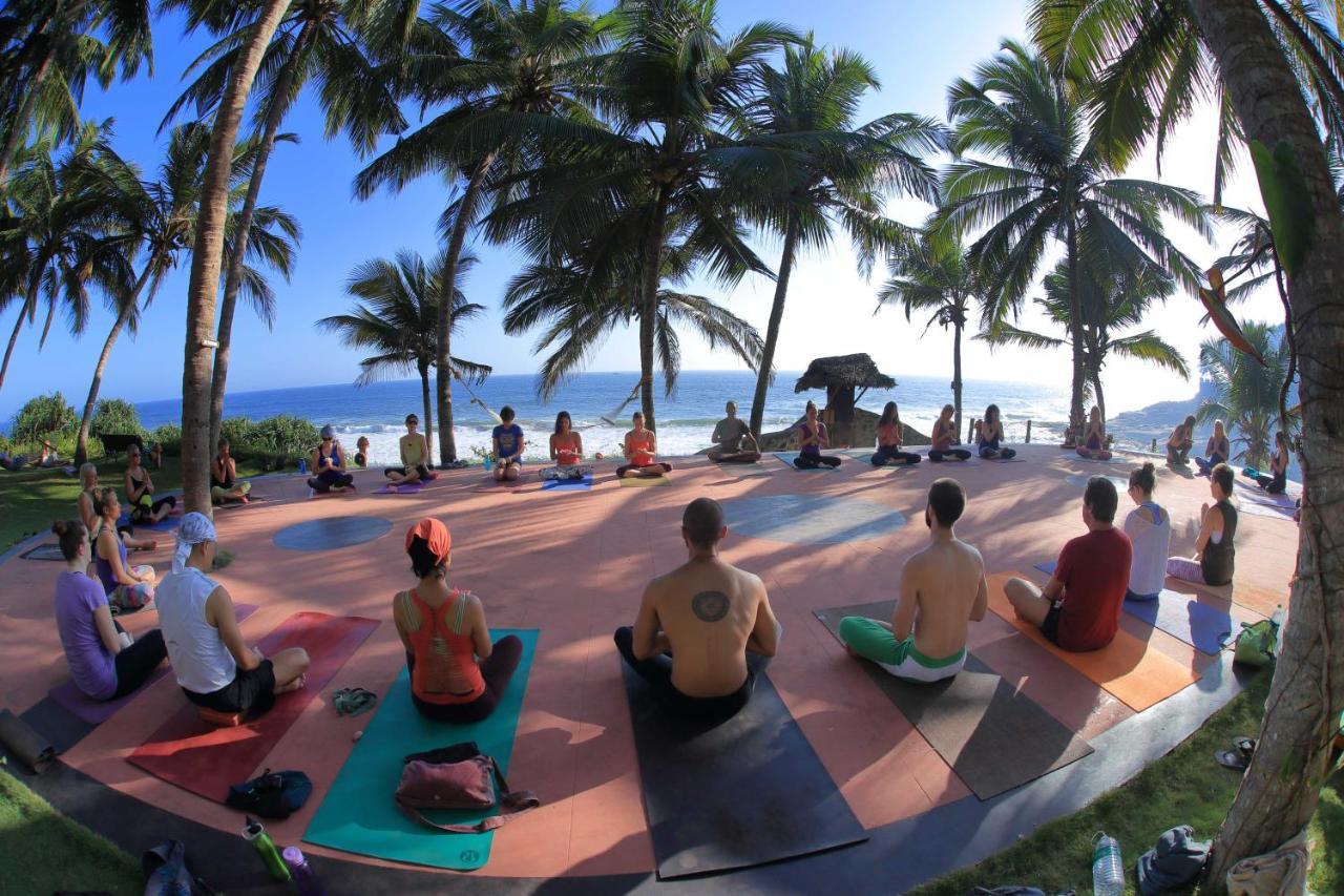 Ayursoma Ayurveda Royal Retreat Hotel Kovalam Bagian luar foto